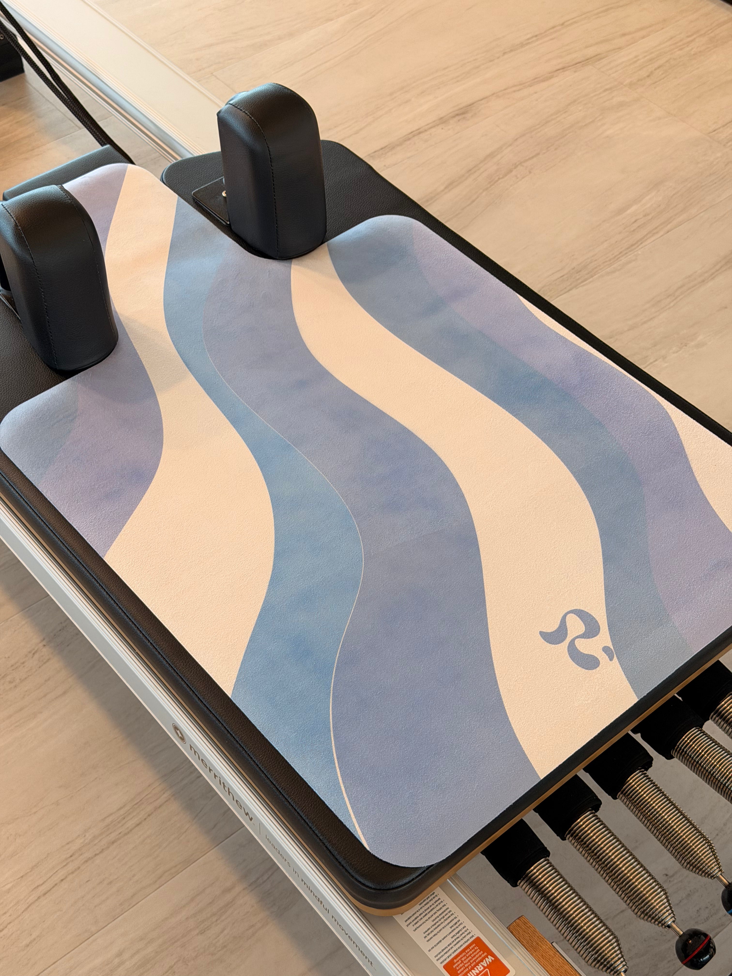 Microfiber Suede Reformer Mat – Imperfect OCEAN FLOW (30% off)