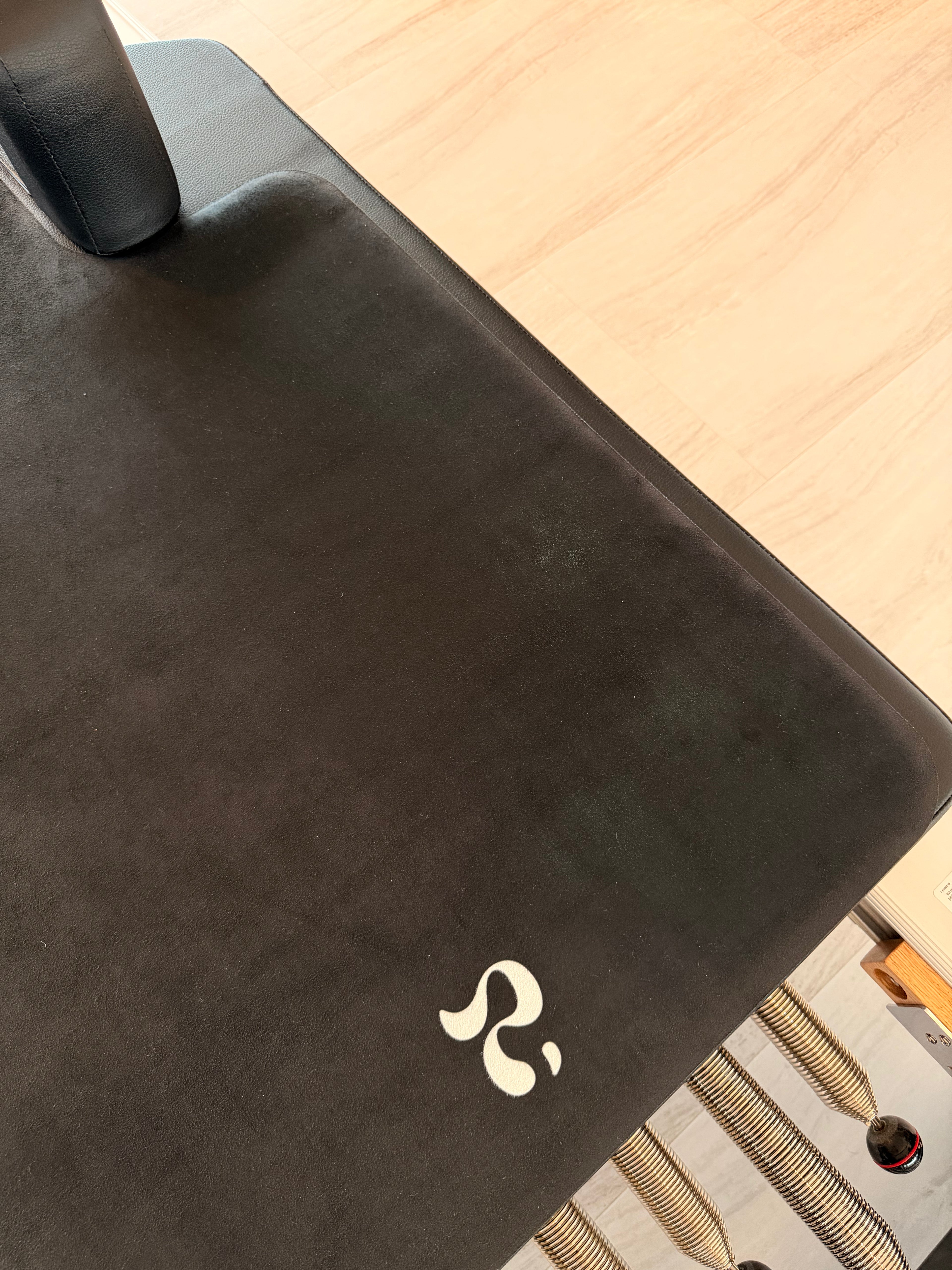 Microfiber Suede Reformer Mat – Imperfect MIDNIGHT (50% off)
