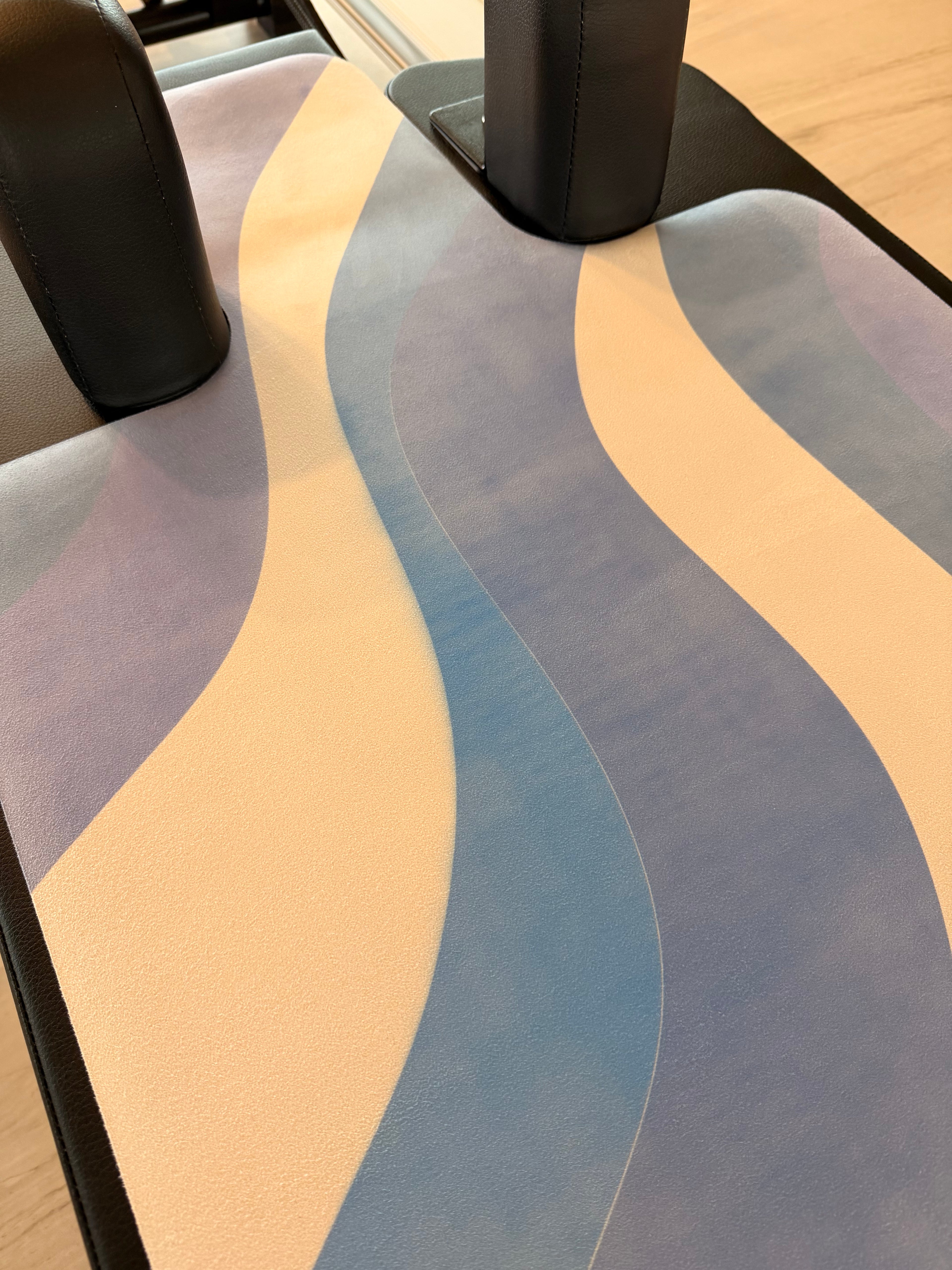 Microfiber Suede Reformer Mat – Imperfect OCEAN FLOW (50% off)