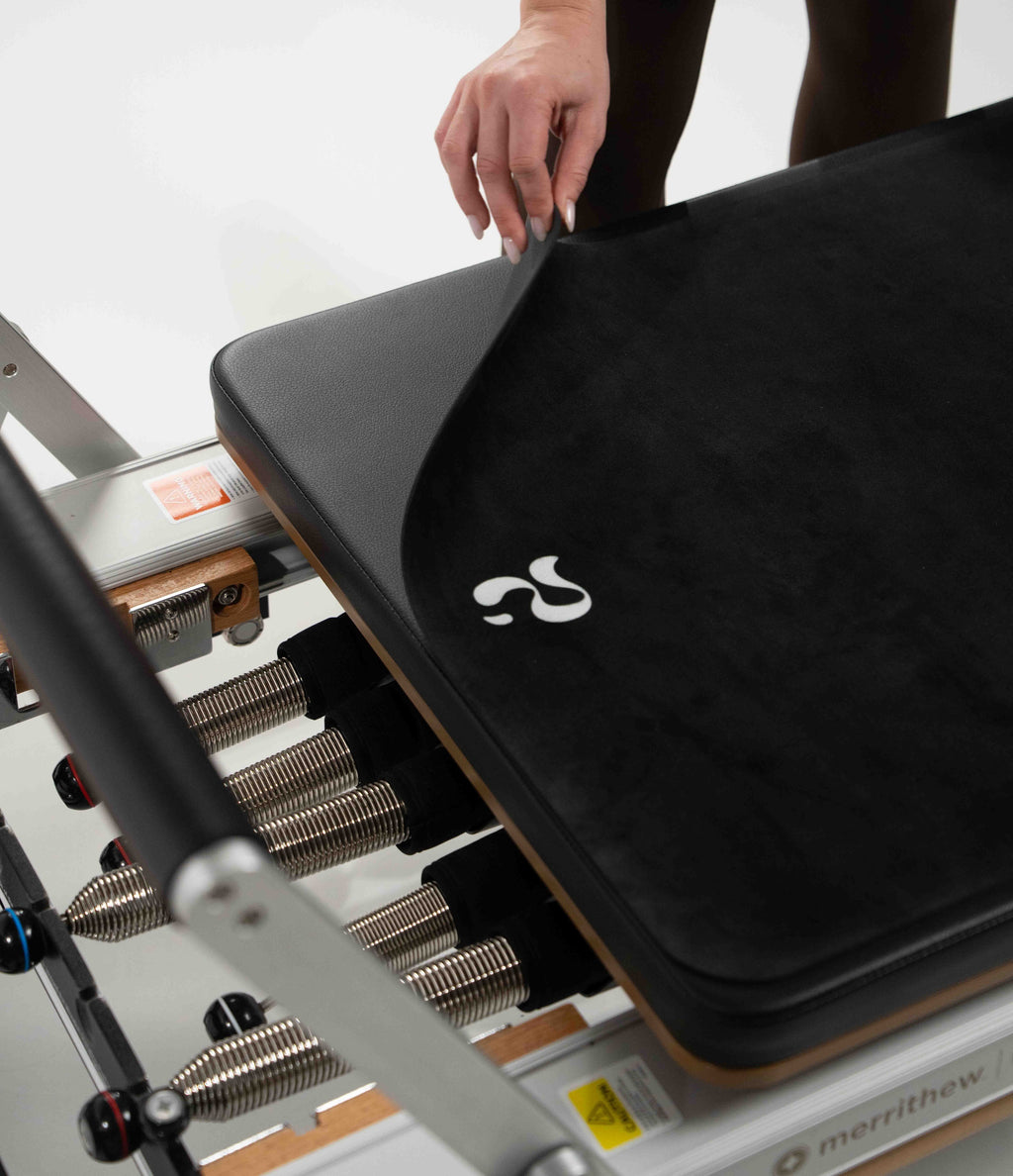 Microfiber Suede Reformer Mat – MIDNIGHT